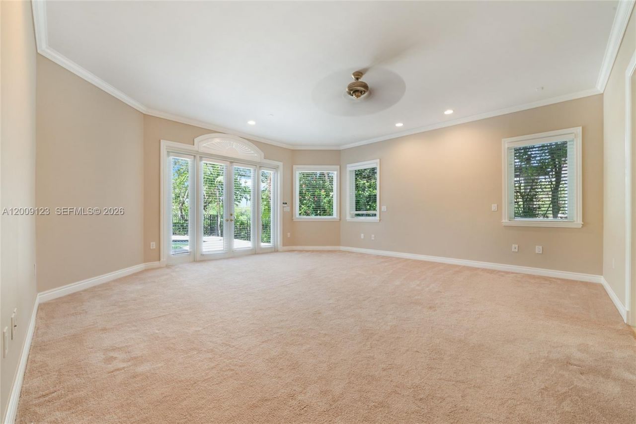13680 Deering Bay Dr, Unit 13680, Coral Gables, FL 33158 Photo