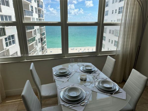 6039 Collins Ave, Unit 1510, Miami Beach, FL 33140