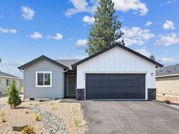 51779 Jubilee Pine Dr, La Pine, OR 97739