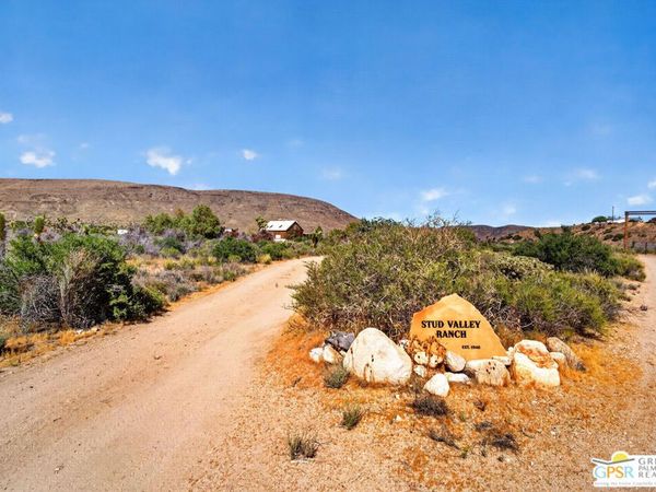 53408 Stud Valley Road, Pioneertown, CA 92268