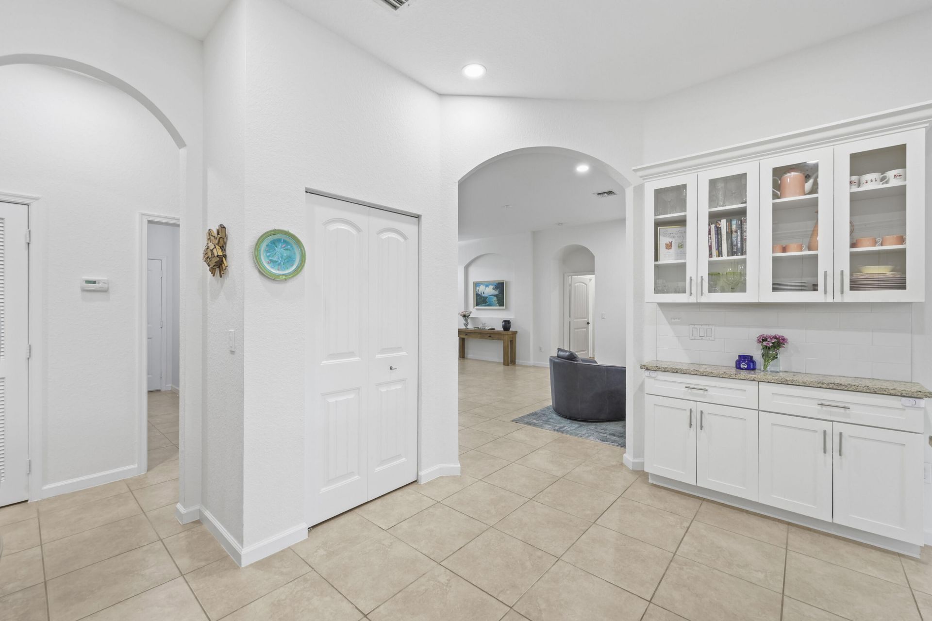 9387 Silent Oak Circle, West Palm Beach, FL 33411 Photo