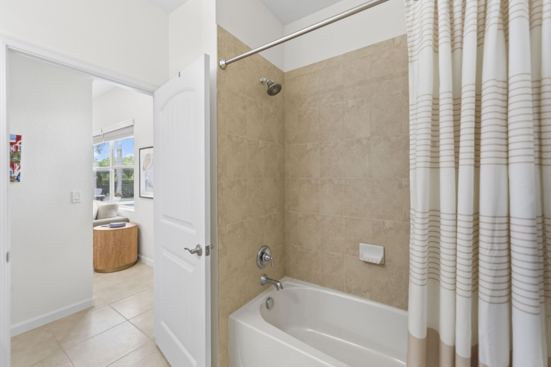 9387 Silent Oak Circle, West Palm Beach, FL 33411 Photo