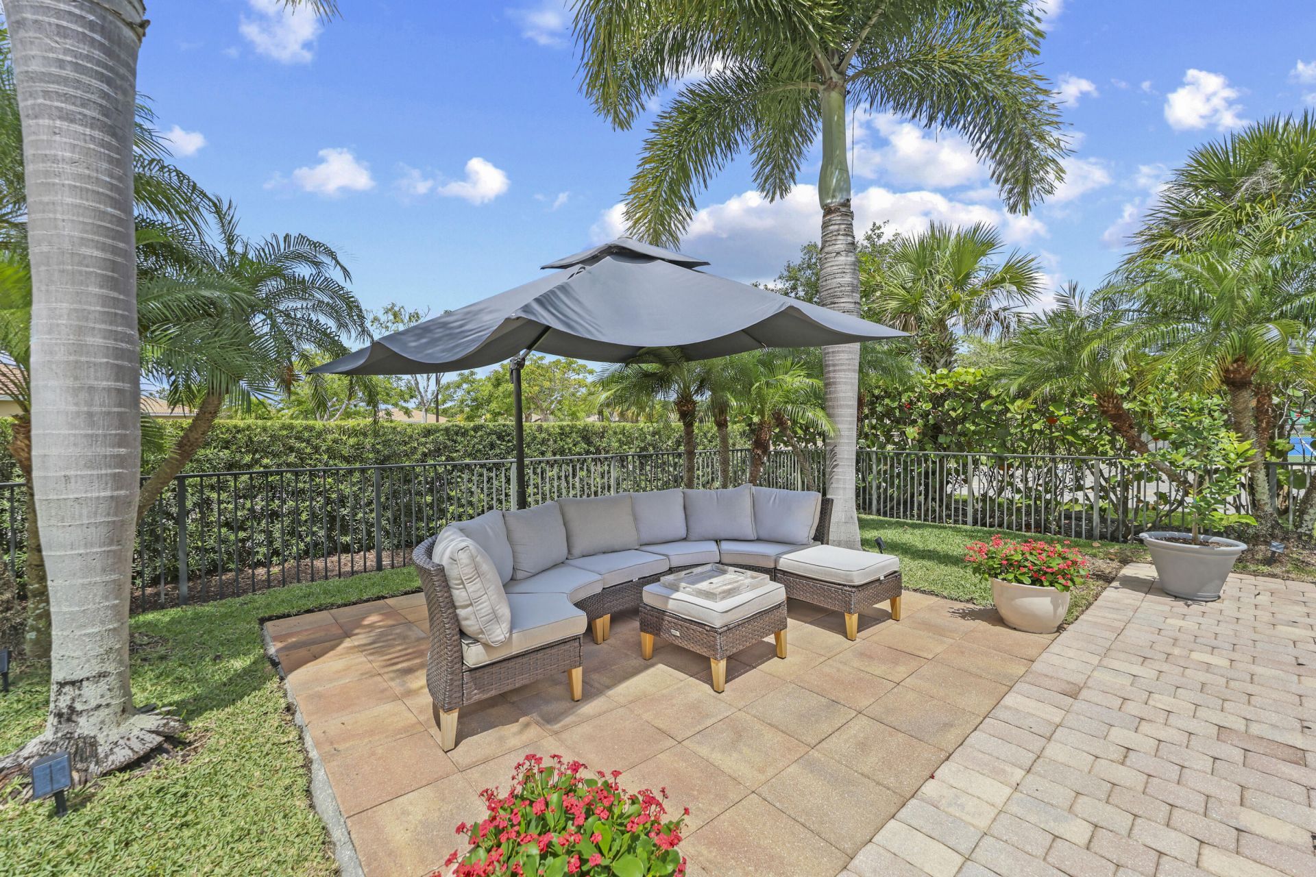 9387 Silent Oak Circle, West Palm Beach, FL 33411 Photo