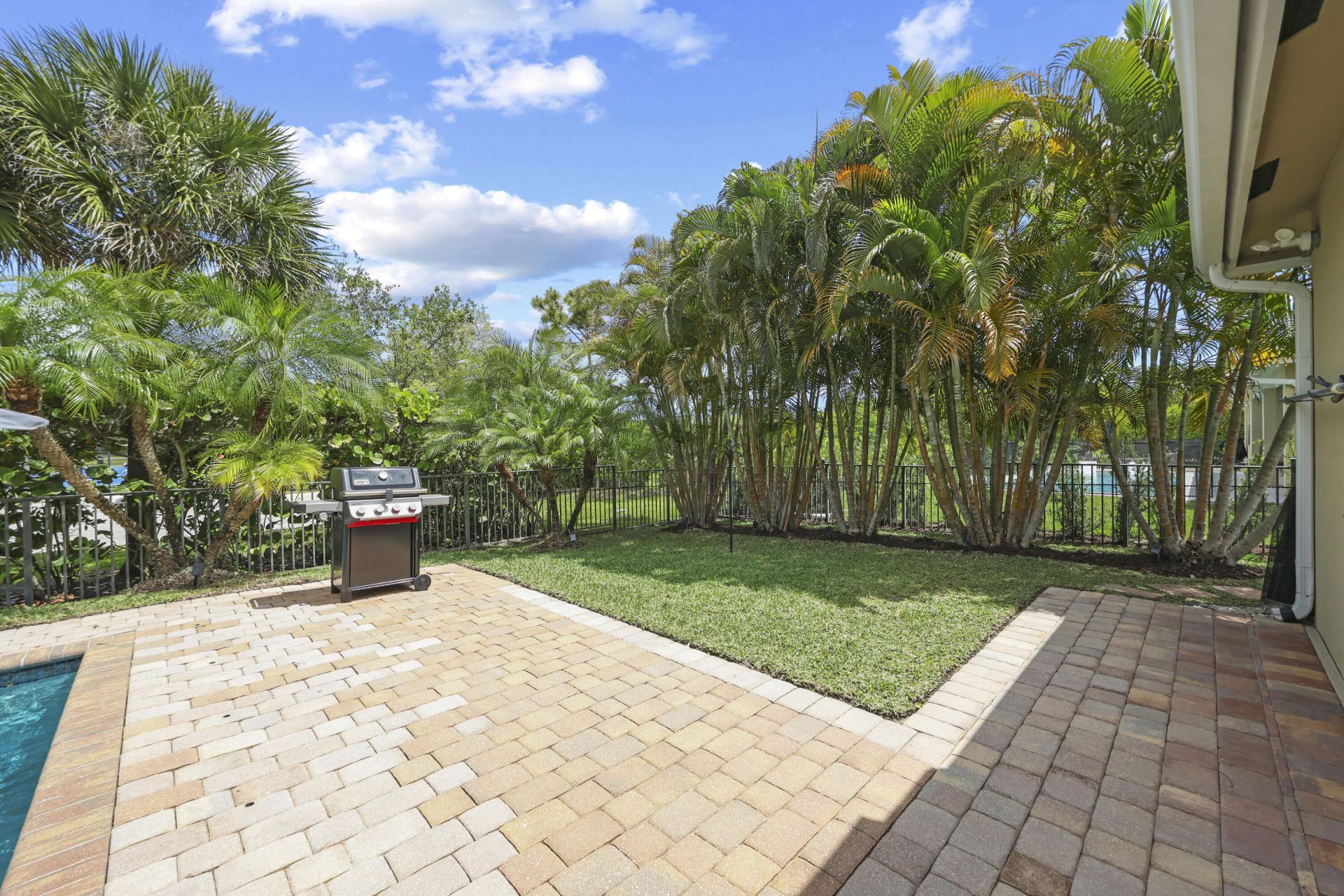 9387 Silent Oak Circle, West Palm Beach, FL 33411 Photo