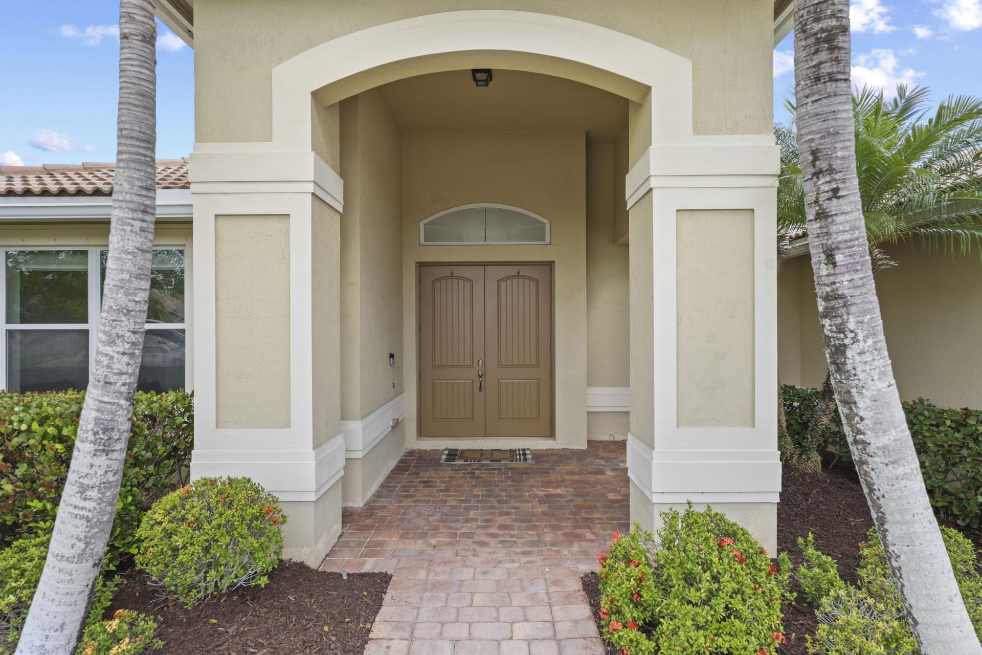 9387 Silent Oak Circle, West Palm Beach, FL 33411 Photo