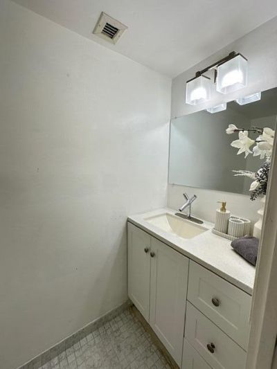 200 Leslie Drive, Unit 626, Hallandale Beach, FL 33009 Photo