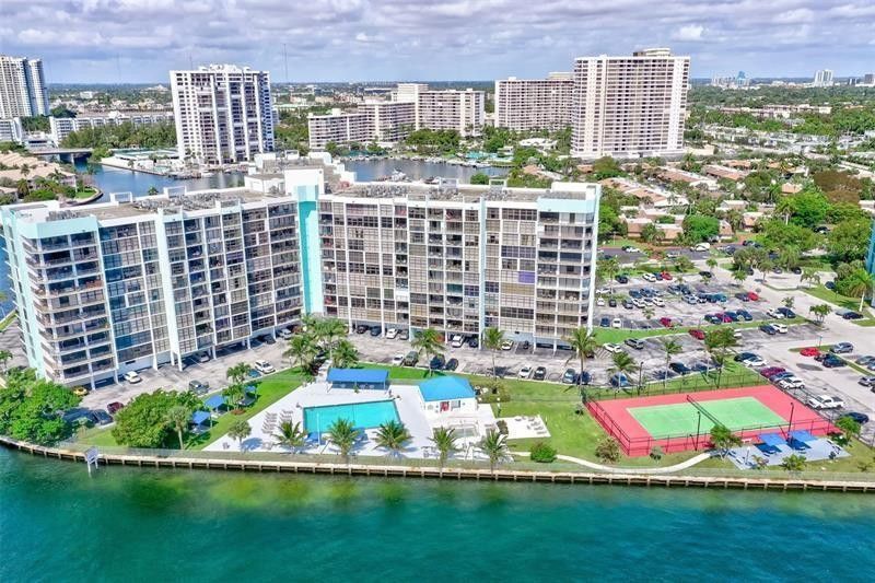 200 Leslie Drive, Unit 626, Hallandale Beach, FL 33009 Photo