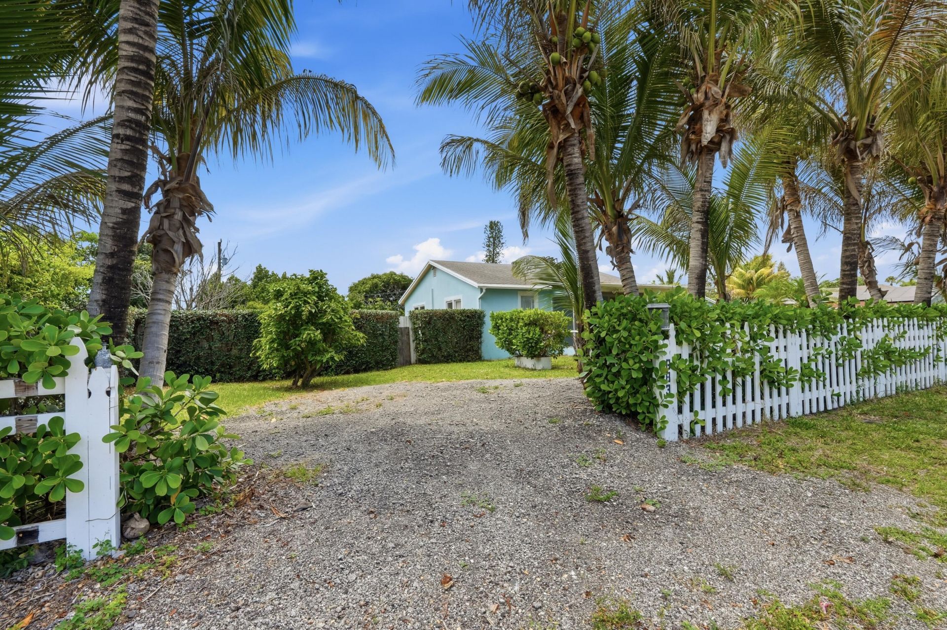 683 Mercury Street, West Palm Beach, FL 33406 Photo