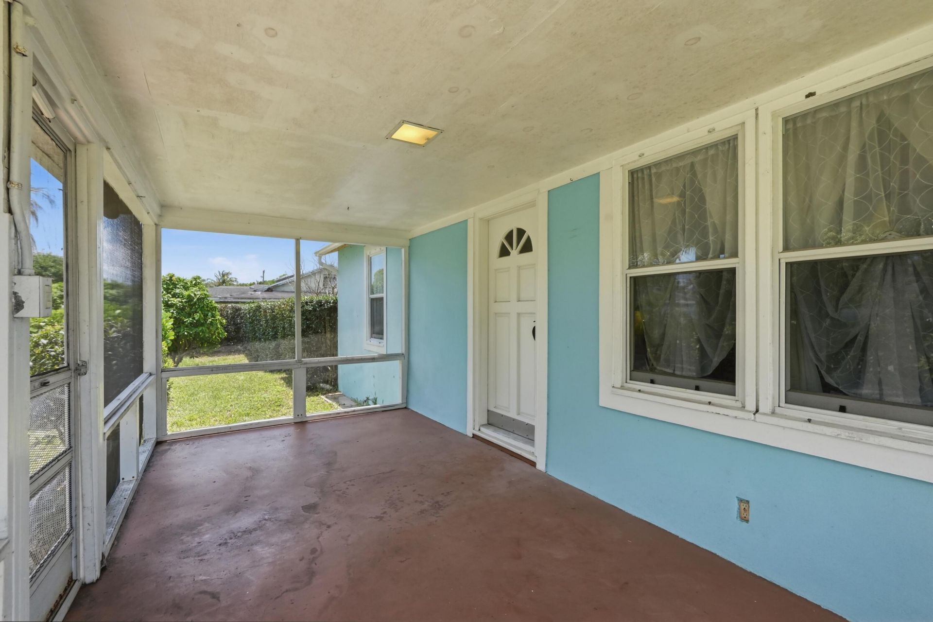 683 Mercury Street, West Palm Beach, FL 33406 Photo