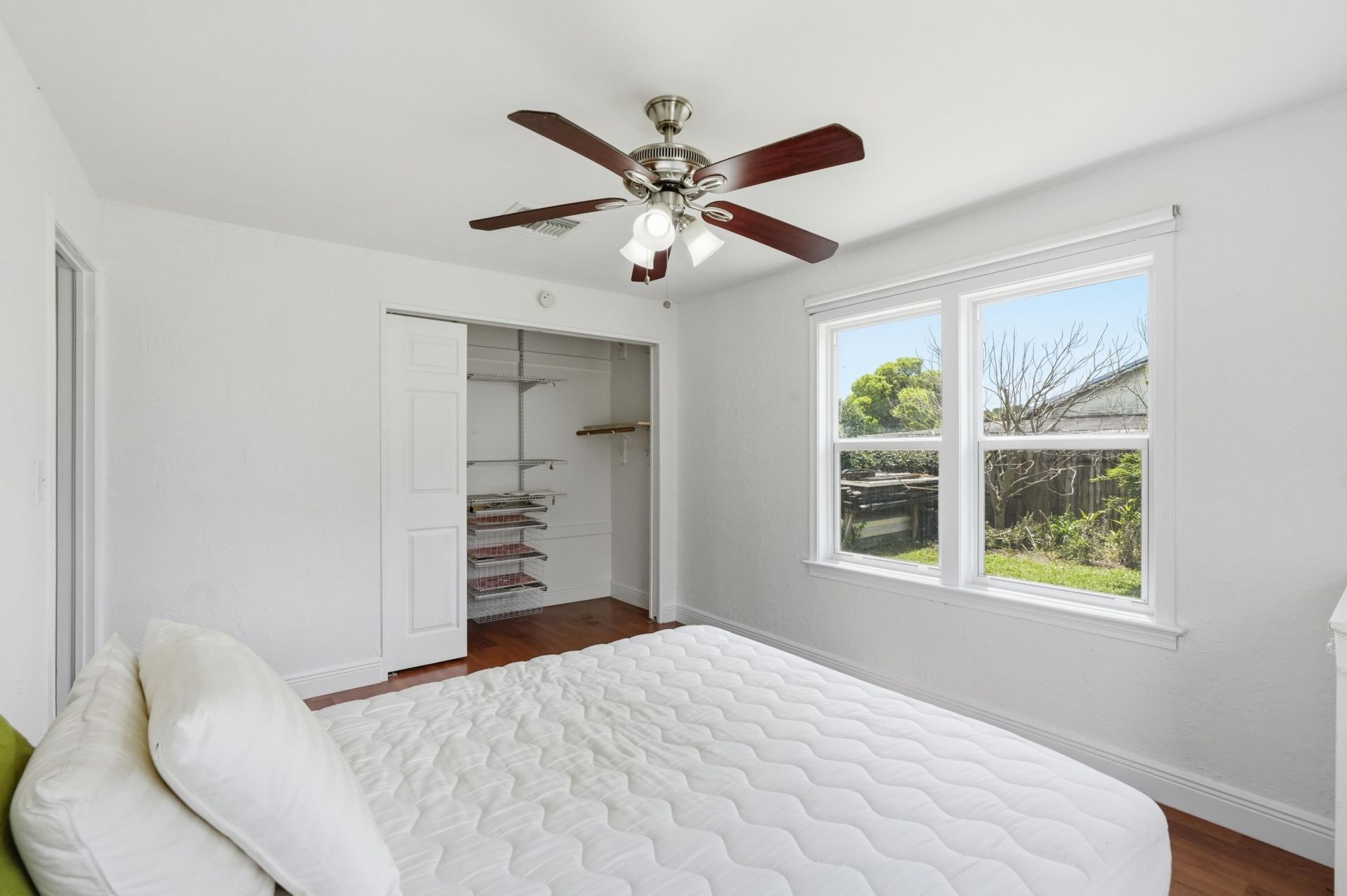 683 Mercury Street, West Palm Beach, FL 33406 Photo