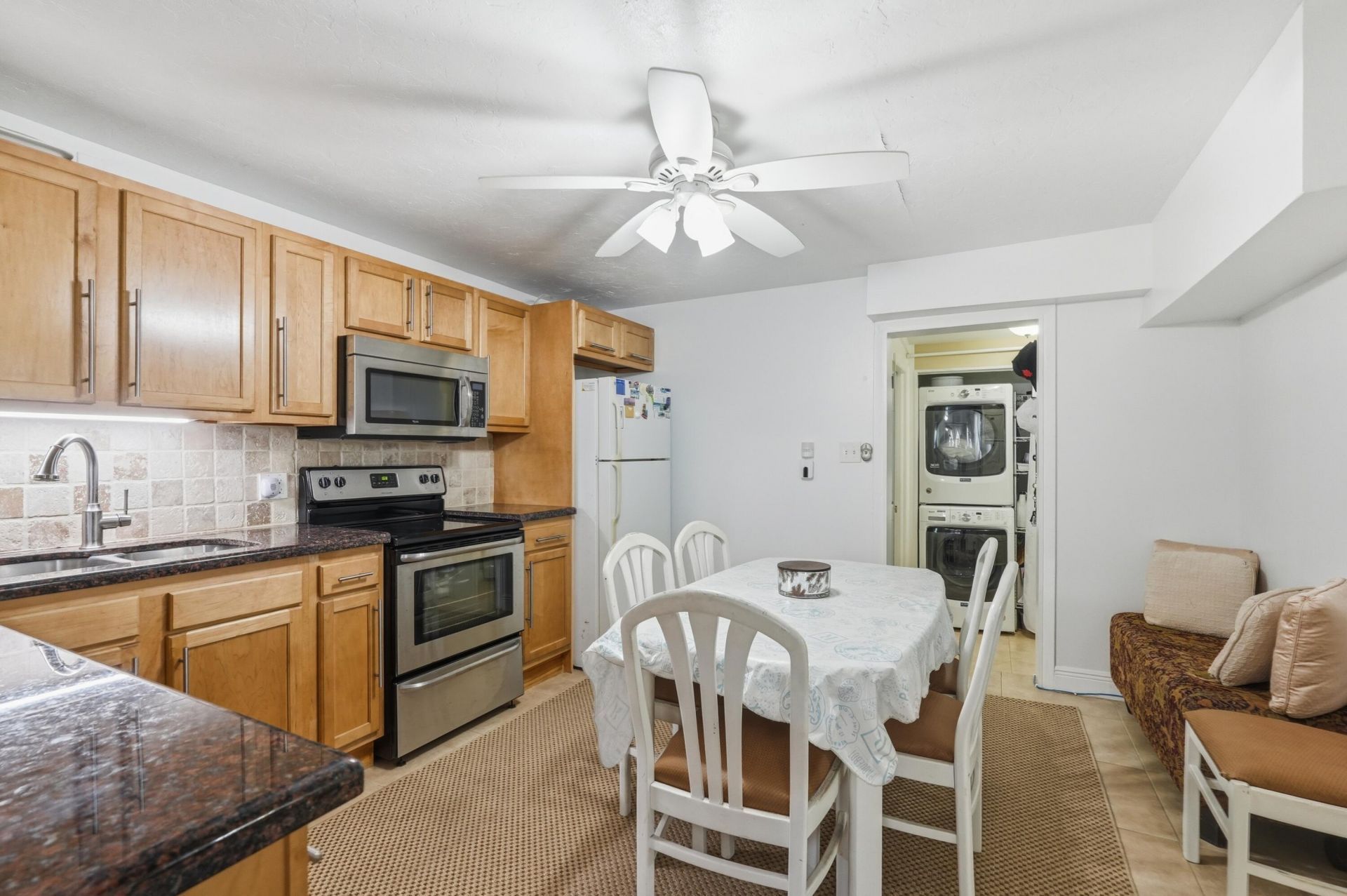 683 Mercury Street, West Palm Beach, FL 33406 Photo