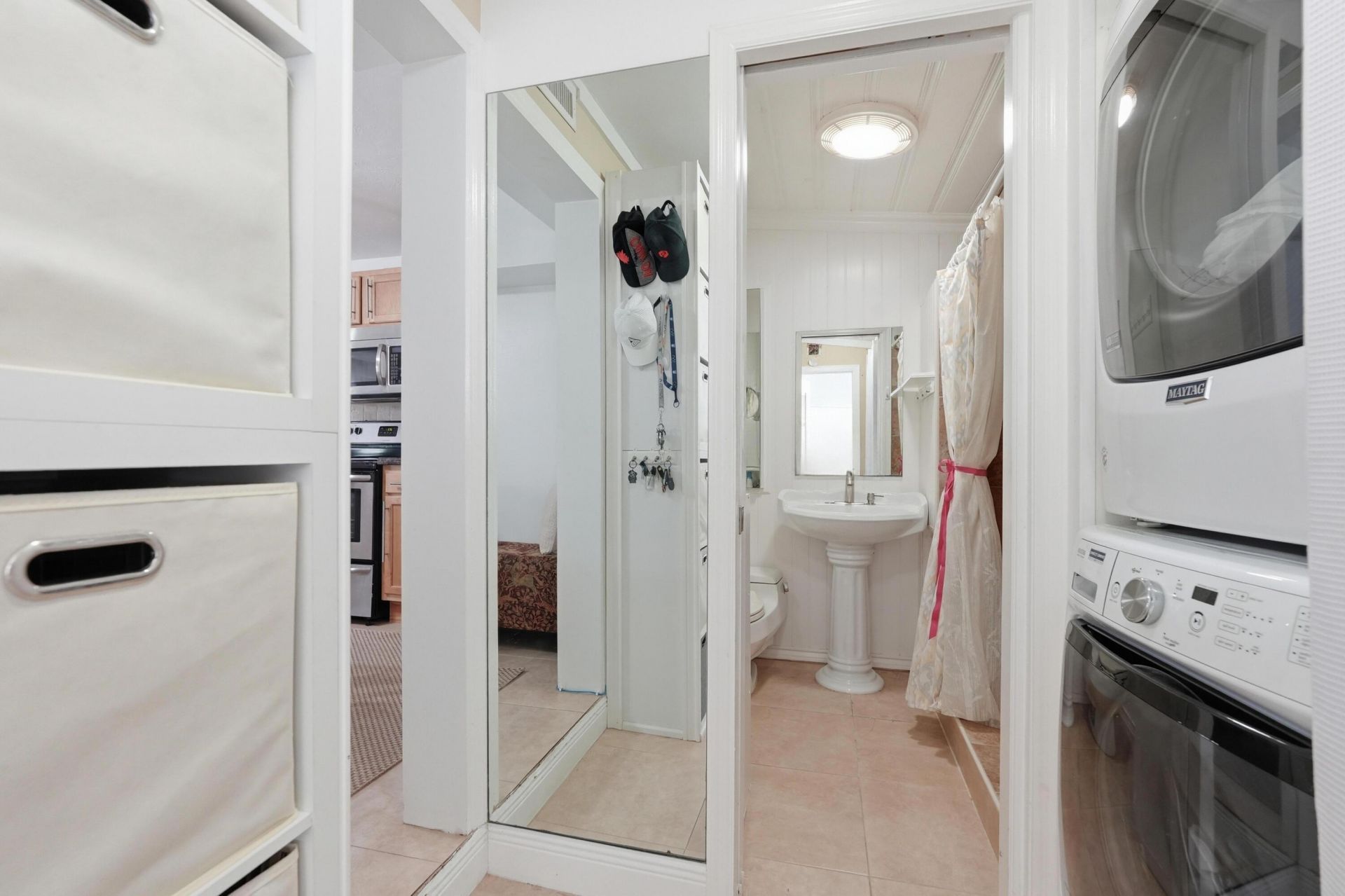 683 Mercury Street, West Palm Beach, FL 33406 Photo