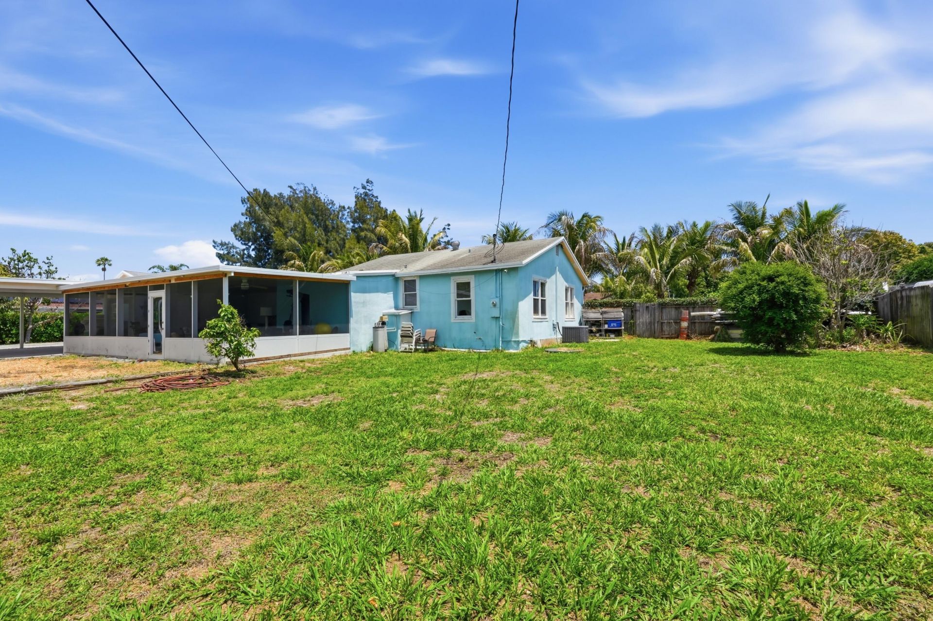 683 Mercury Street, West Palm Beach, FL 33406 Photo