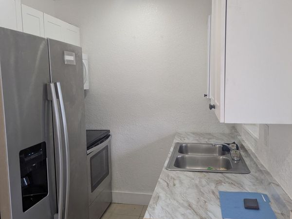 2209 NW 6th Street, Unit 1, Fort Lauderdale, FL 33311