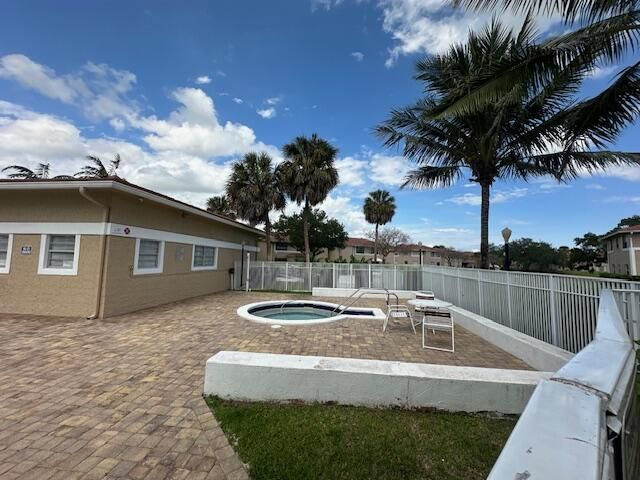 1004 Twin Lakes Drive, Unit 1004, Coral Springs, FL 33071 Photo