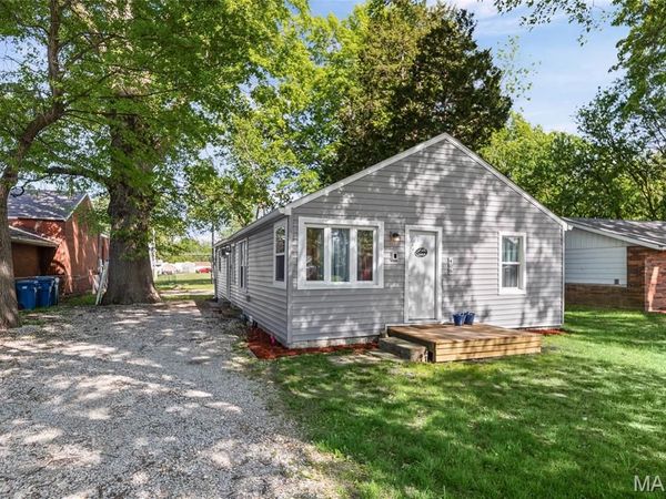 406 Southard Place , South Roxana, IL 62087