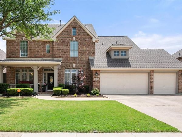 2647 Waterfront Drive, Grand Prairie, TX 75054