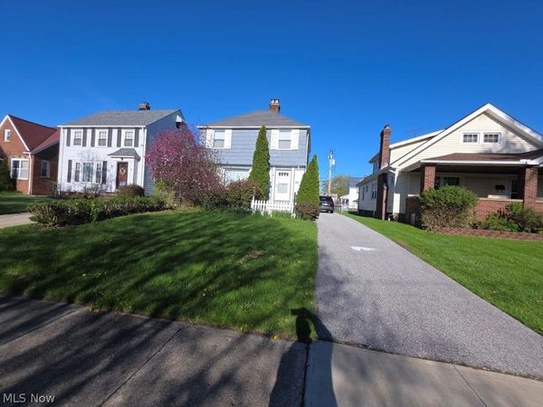 367 E 211th Street , Euclid, OH 44123