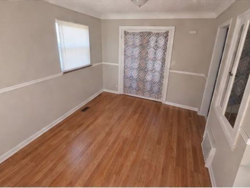 367 E 211th Street, Euclid, OH 44123 Photo 11