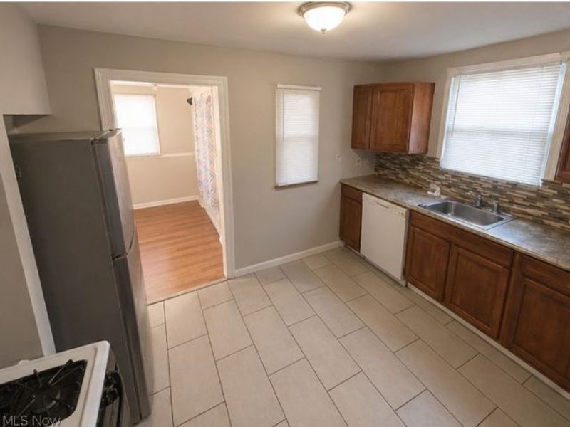367 E 211th Street, Euclid, OH 44123 Photo 13