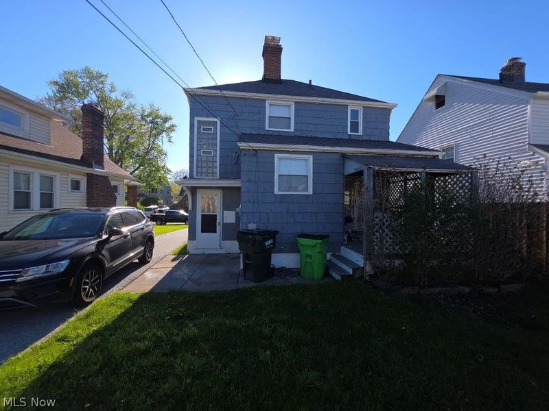 367 E 211th Street, Euclid, OH 44123 Photo 5