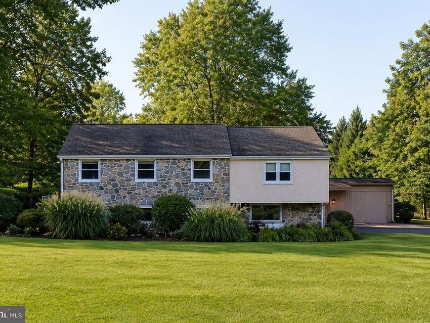 1190 Beaumont Road , Berwyn, PA 19312 Main Photo