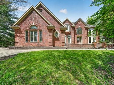 22293 Brockshire Street, Novi, MI 48375