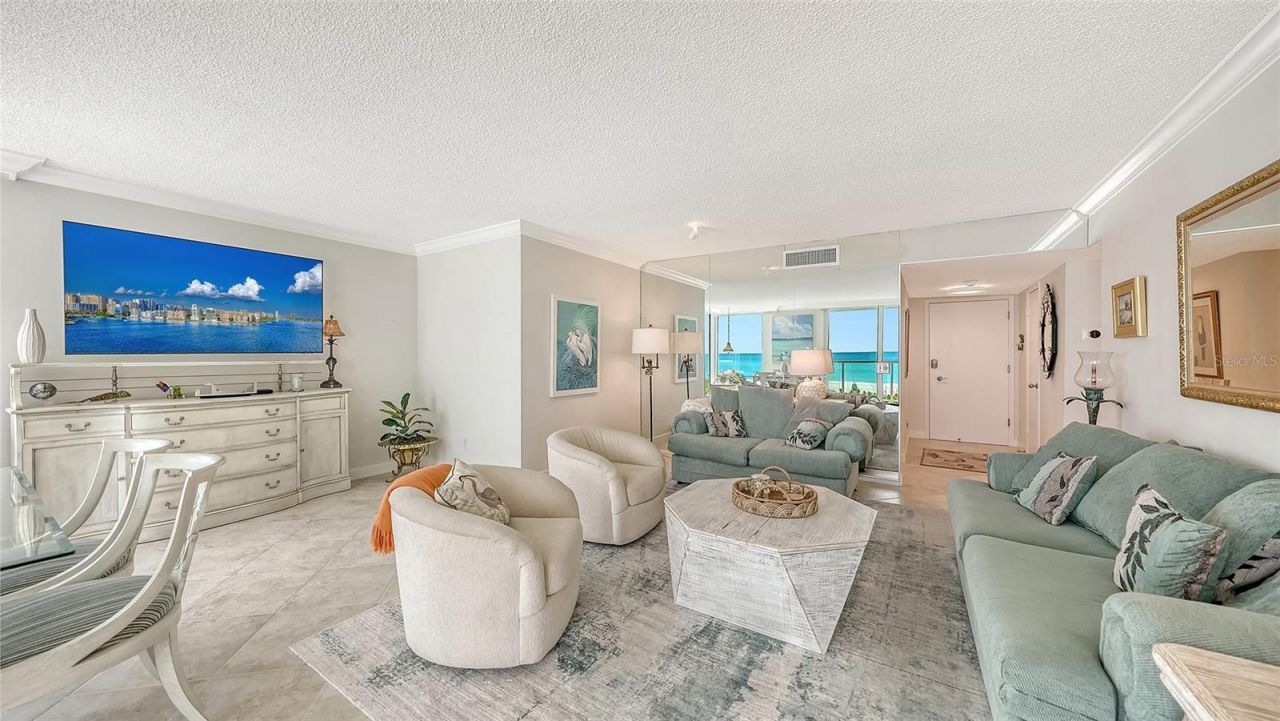 2425 Gulf Of Mexico Drive, Unit 2E, Longboat Key, FL 34228 Photo