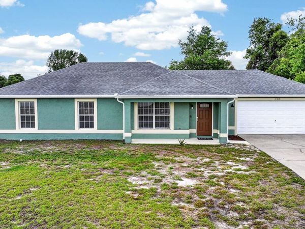 2301 WEATHERFORD DRIVE , DELTONA, FL 32738