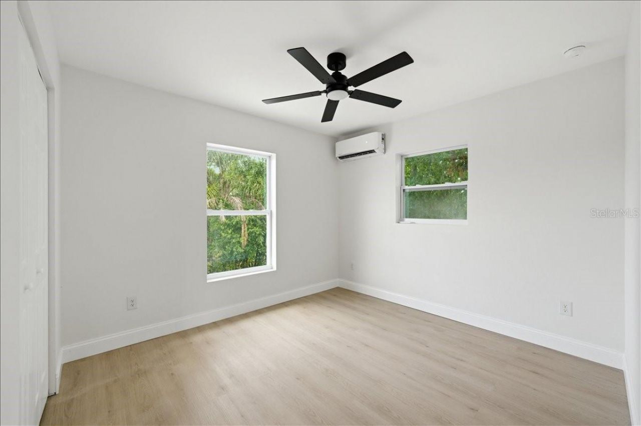4651 22nd Avenue N, Saint Petersburg, FL 33713 Photo