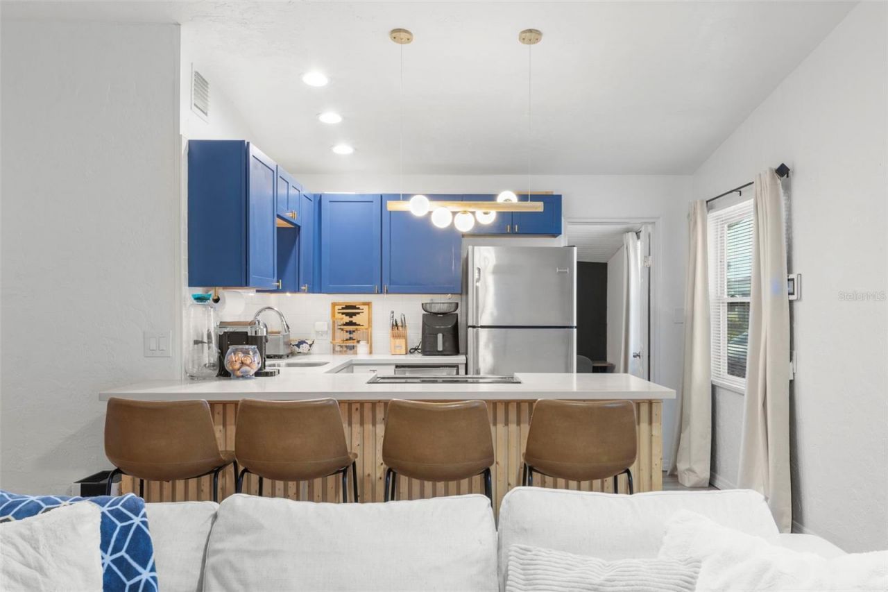 2356 Kingston Street S, Saint Petersburg, FL 33711 Photo