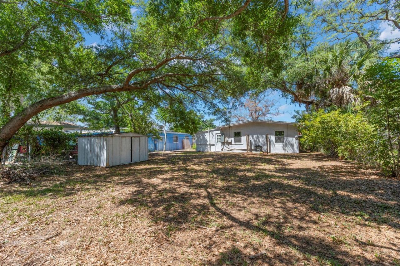 2356 Kingston Street S, Saint Petersburg, FL 33711 Photo