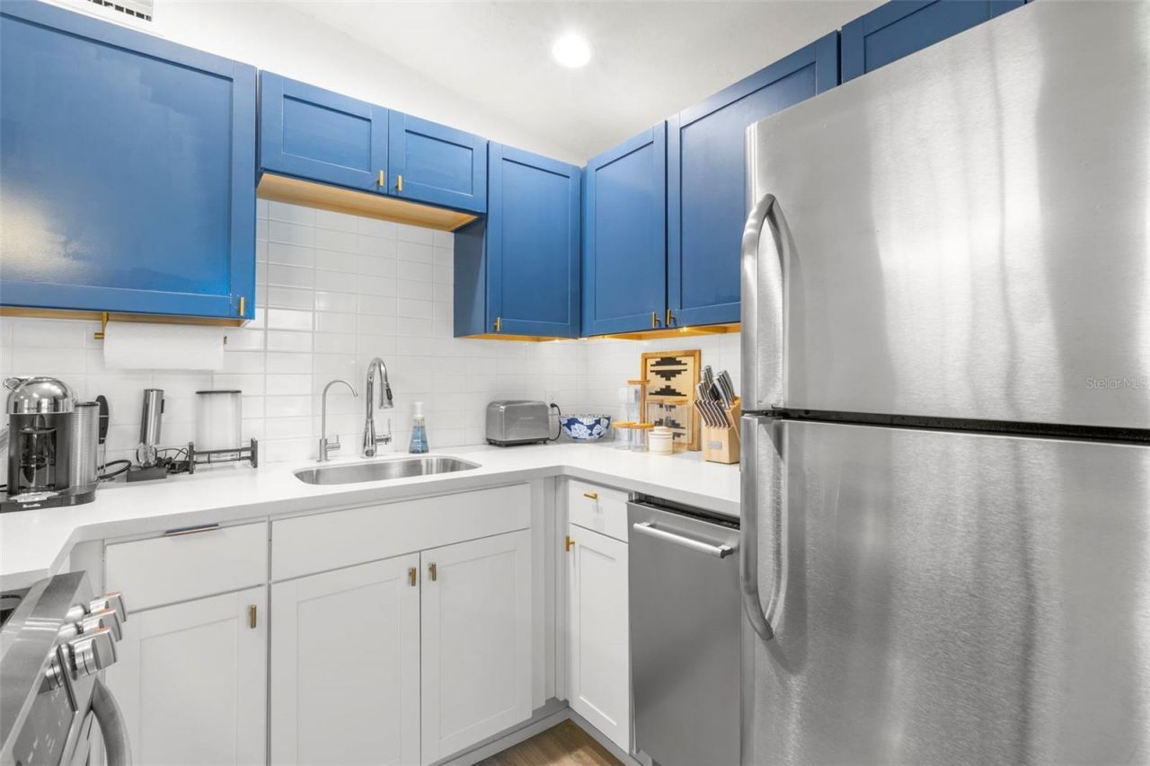 2356 Kingston Street S, Saint Petersburg, FL 33711 Photo