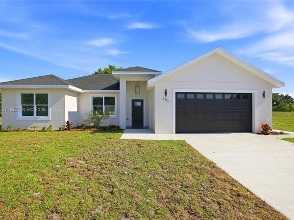 1313 Blue Heron Drive , Sebring, FL 33876
