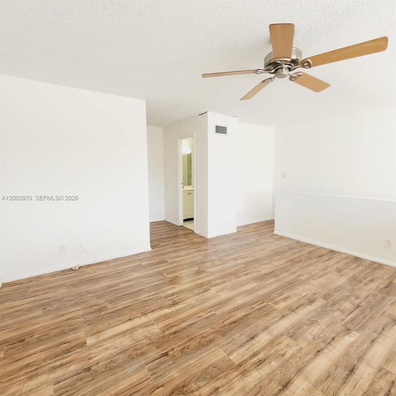 18051 NW 68th Ave , Unit K202, Hialeah, FL 33015 Photo