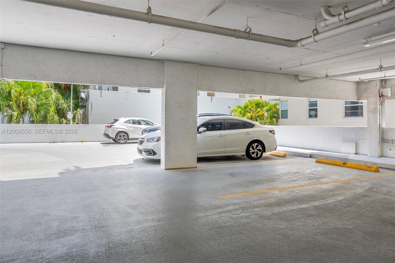 1775 Washington Ave , Unit 8F, Miami Beach, FL 33139 Photo