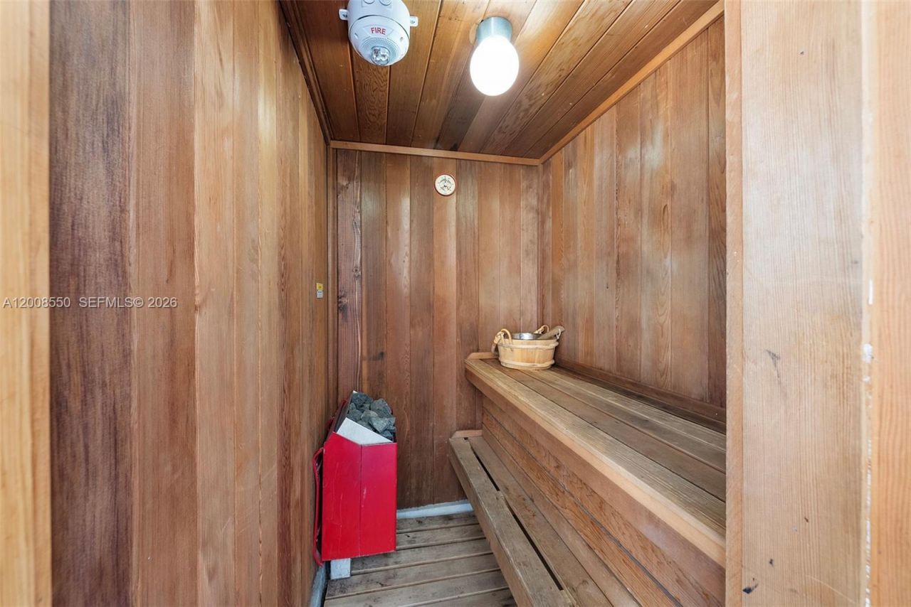 1775 Washington Ave , Unit 8F, Miami Beach, FL 33139 Photo