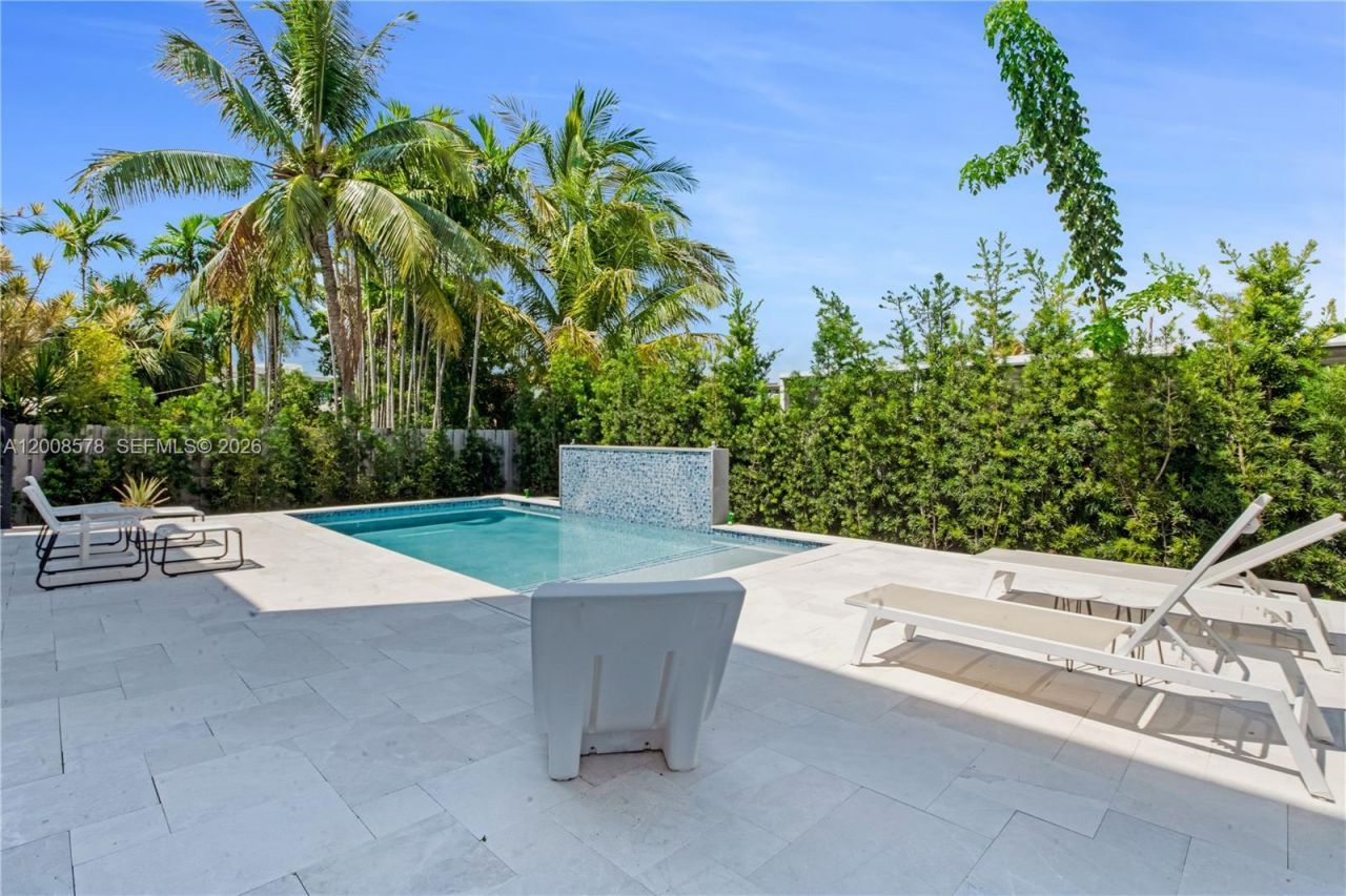 8826 Froude Ave , Surfside, FL 33154 Photo