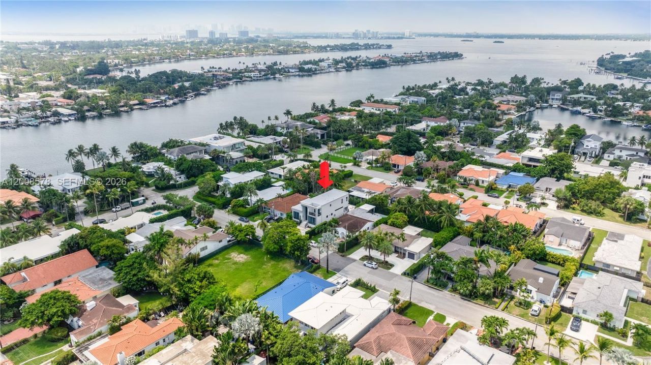 8826 Froude Ave , Surfside, FL 33154 Photo