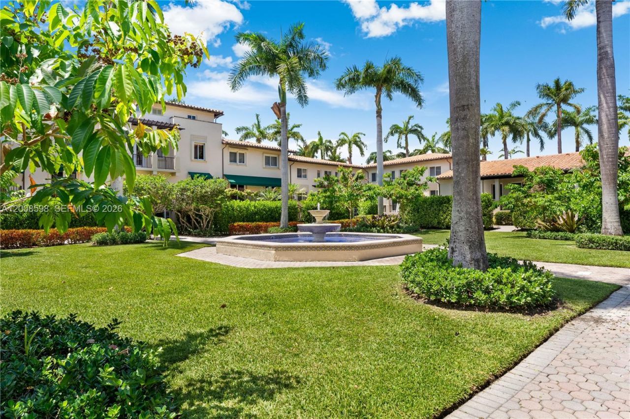 13636 Deering Bay Dr, Coral Gables, FL 33158 Photo