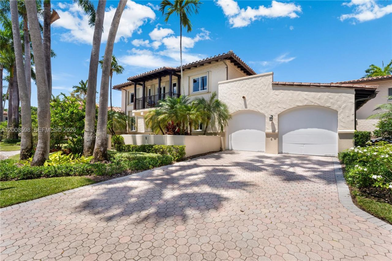 13636 Deering Bay Dr, Coral Gables, FL 33158 Photo