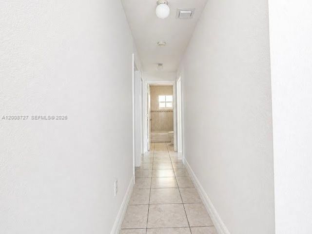 2831 SW 21st St , Unit 2831, Miami, FL 33145 Photo