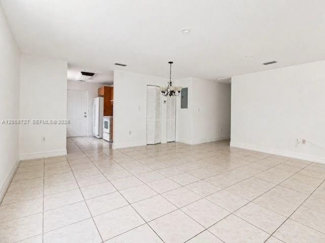 2831 SW 21st St , Unit 2831, Miami, FL 33145 Photo