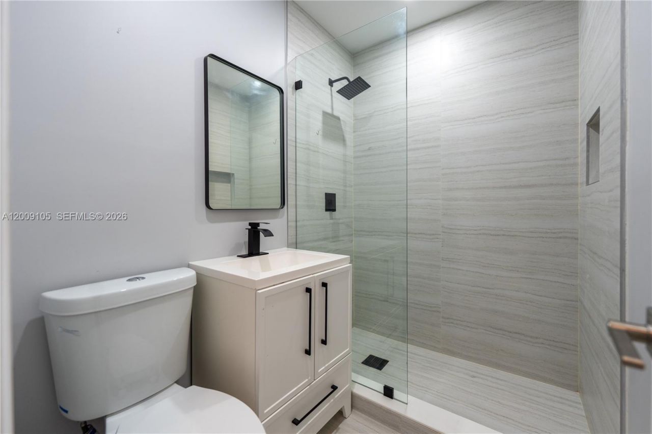 1615 NE 9th St , Fort Lauderdale, FL 33304 Photo