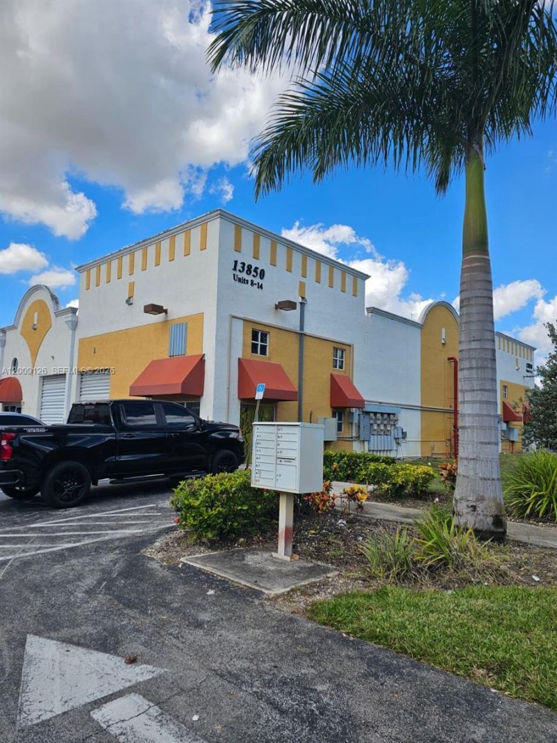 13850 SW 143rd Ct , Unit 14, Miami, FL 33186 Photo