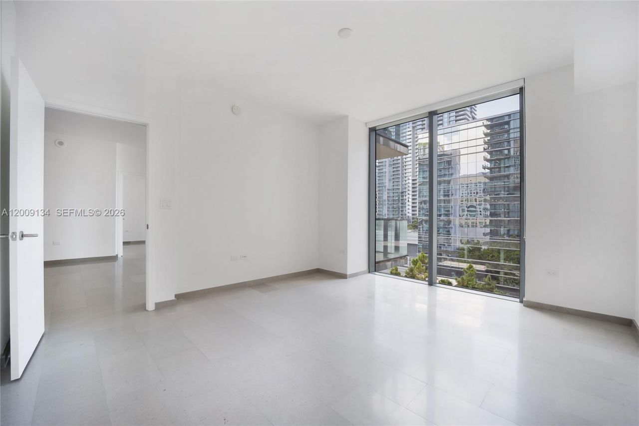 88 SW 7th St , Unit 1009, Miami, FL 33130 Photo