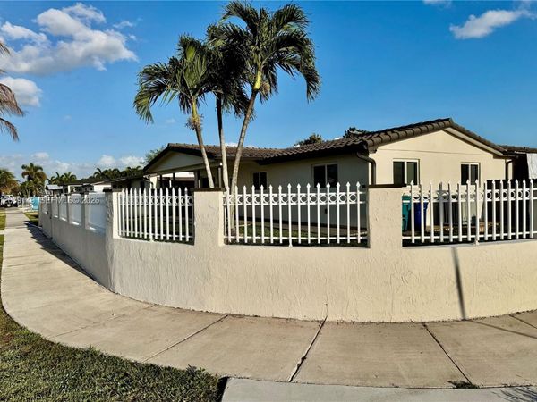 11770 SW 178th Ter , Miami, FL 33177