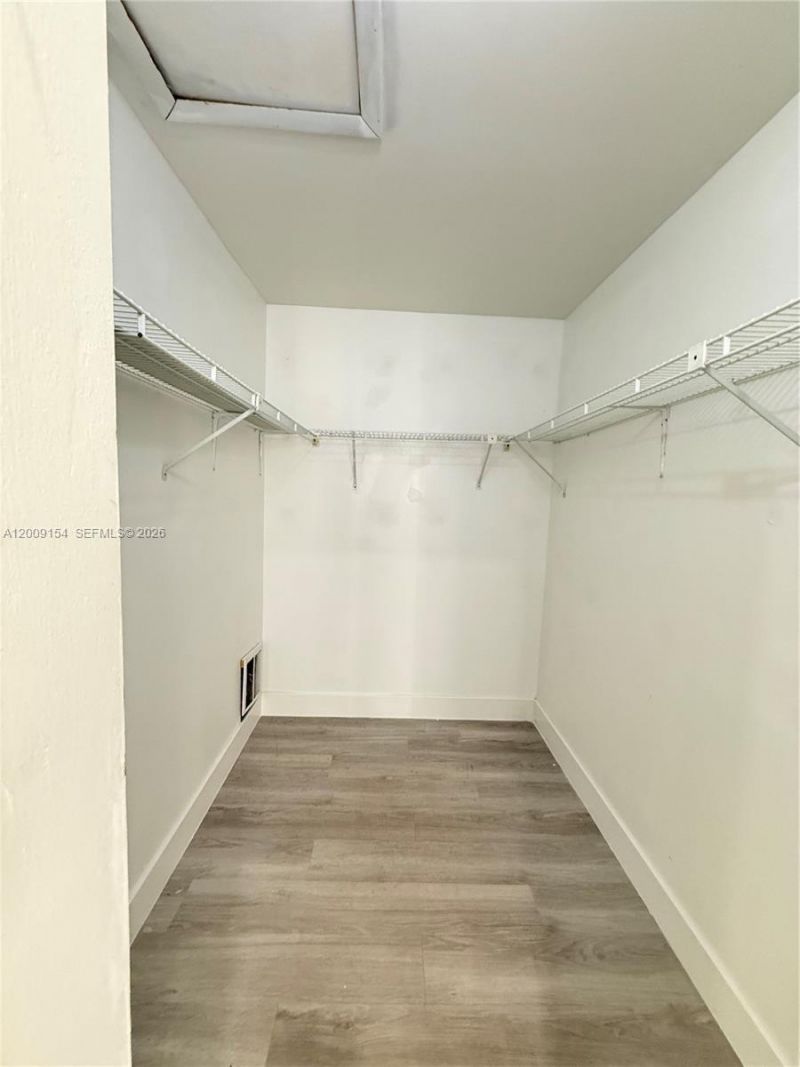 10016 Winding Lake Rd, Unit 202, Sunrise, FL 33351 Photo