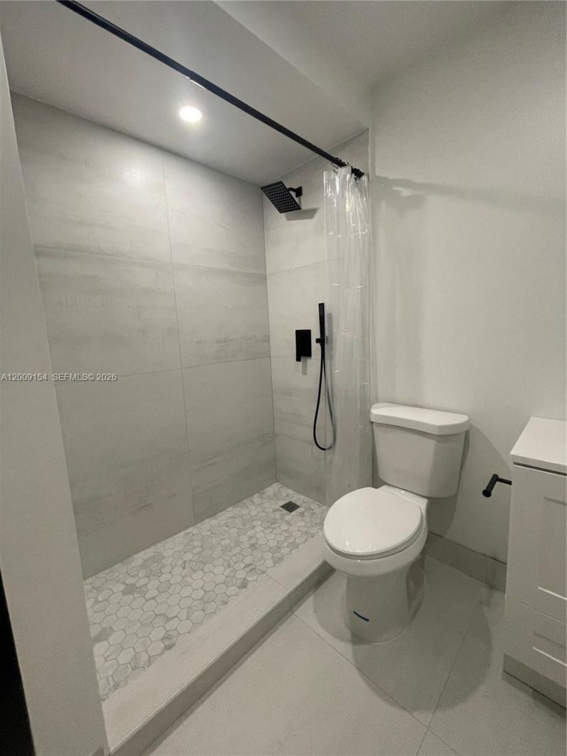 10016 Winding Lake Rd , Unit 202, Sunrise, FL 33351 Photo