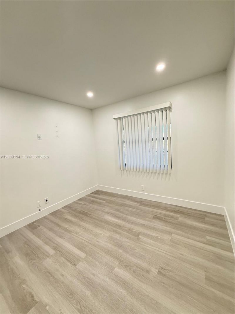 10016 Winding Lake Rd, Unit 202, Sunrise, FL 33351 Photo